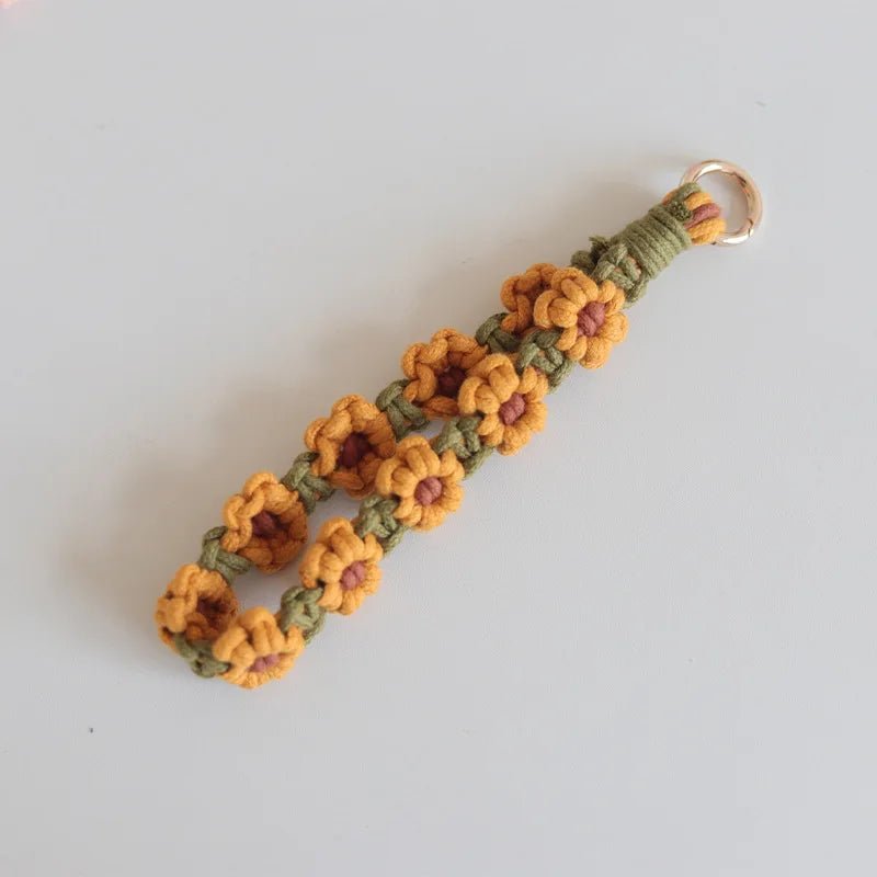 Flower macrame keychain