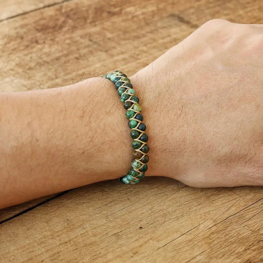 Macrame bracelet with beads