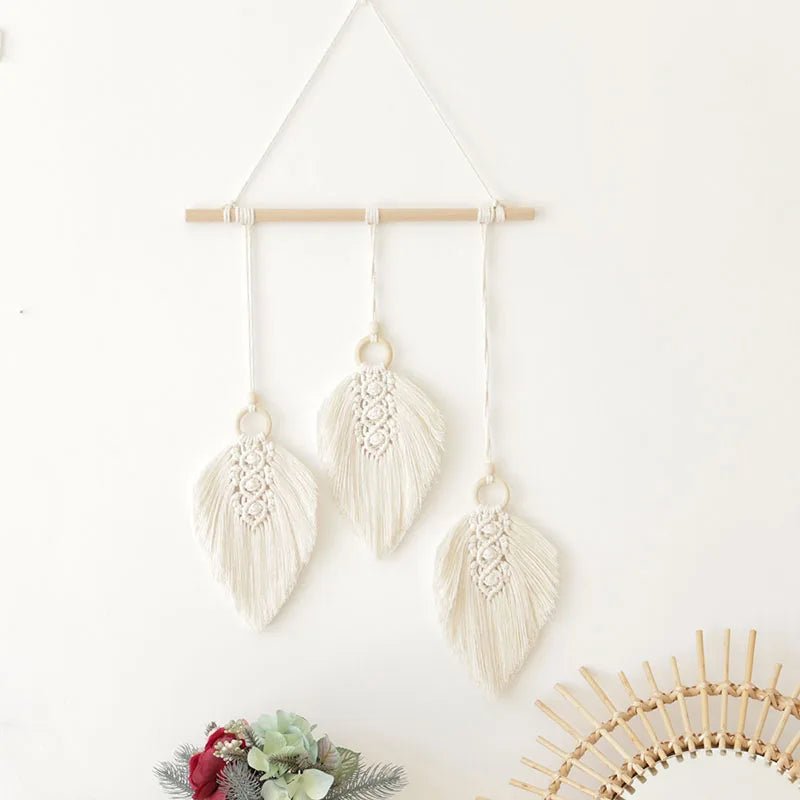 Macrame feather decoration