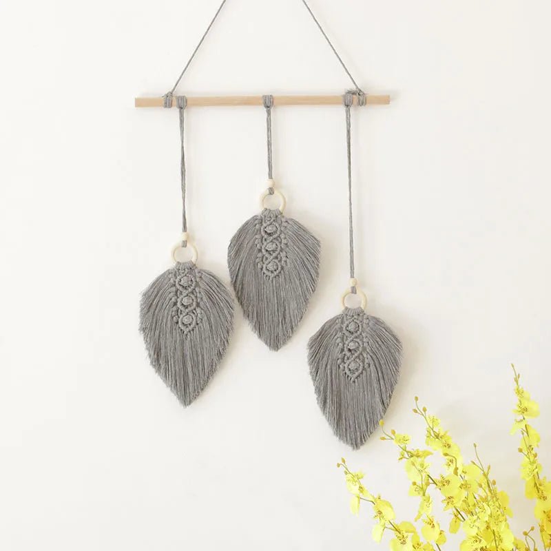 Macrame feather decoration