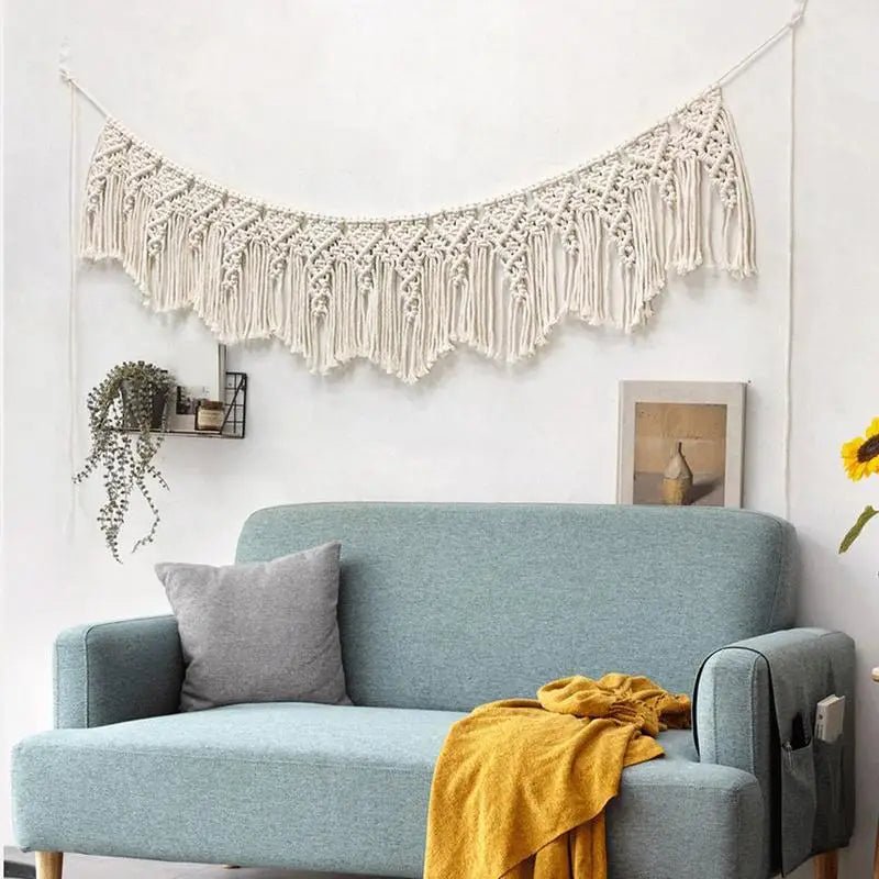 Macrame garland