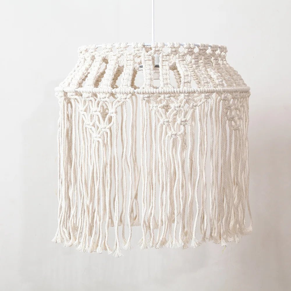 Macrame light fixture suspension