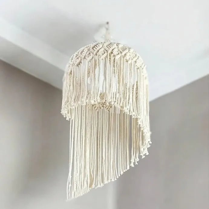 Macrame spiral lampshade