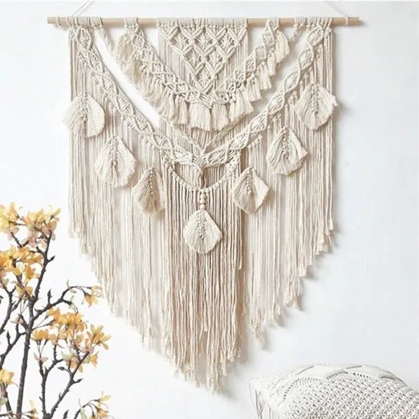 Macrame wall leaf