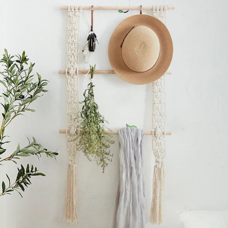 Macrame wall mount