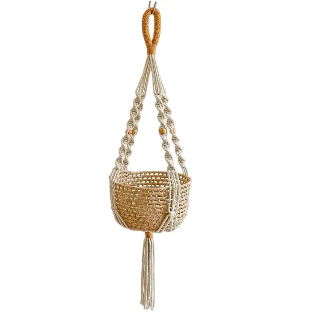 Twisted macrame hanger